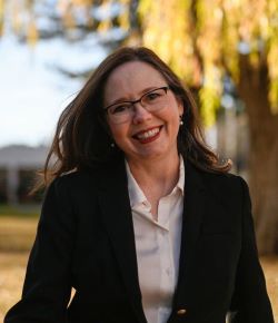 headshot of  Michelle Miller